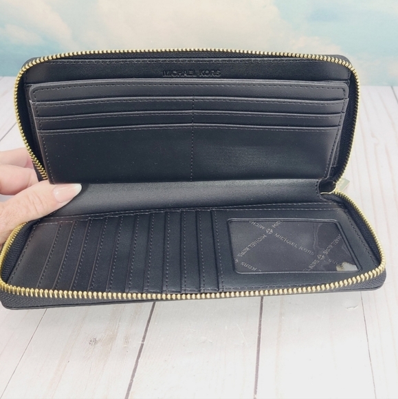 Michael Kors Large Continental Wallet MK Embossed Leather - Picture 7 of 11